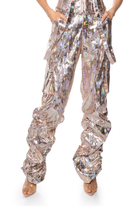 ENVISION ME RUCHED CARGO PANT IN GOLD