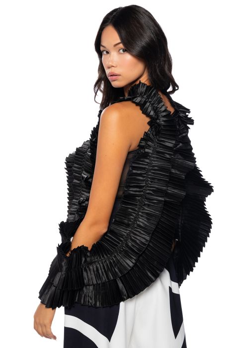 TOTALLY SOPHISTICATED TEXTURED SLEEVELESS BLOUSE IN BLACK